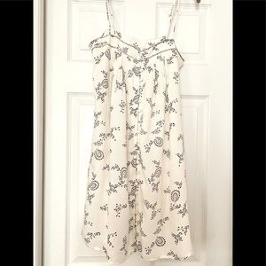 ABERCROMBIE & FITCH DRESS IN SIZE XS
